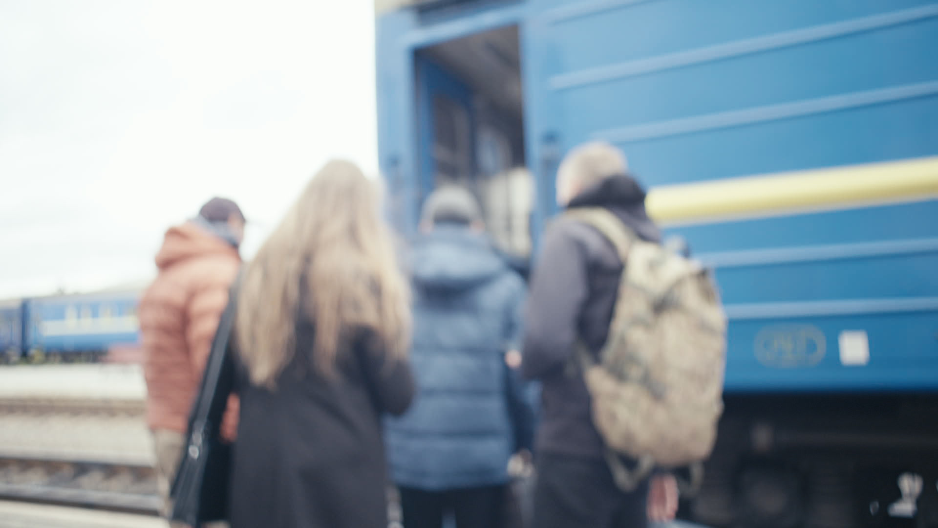 A002C007_220413J8 keyframe