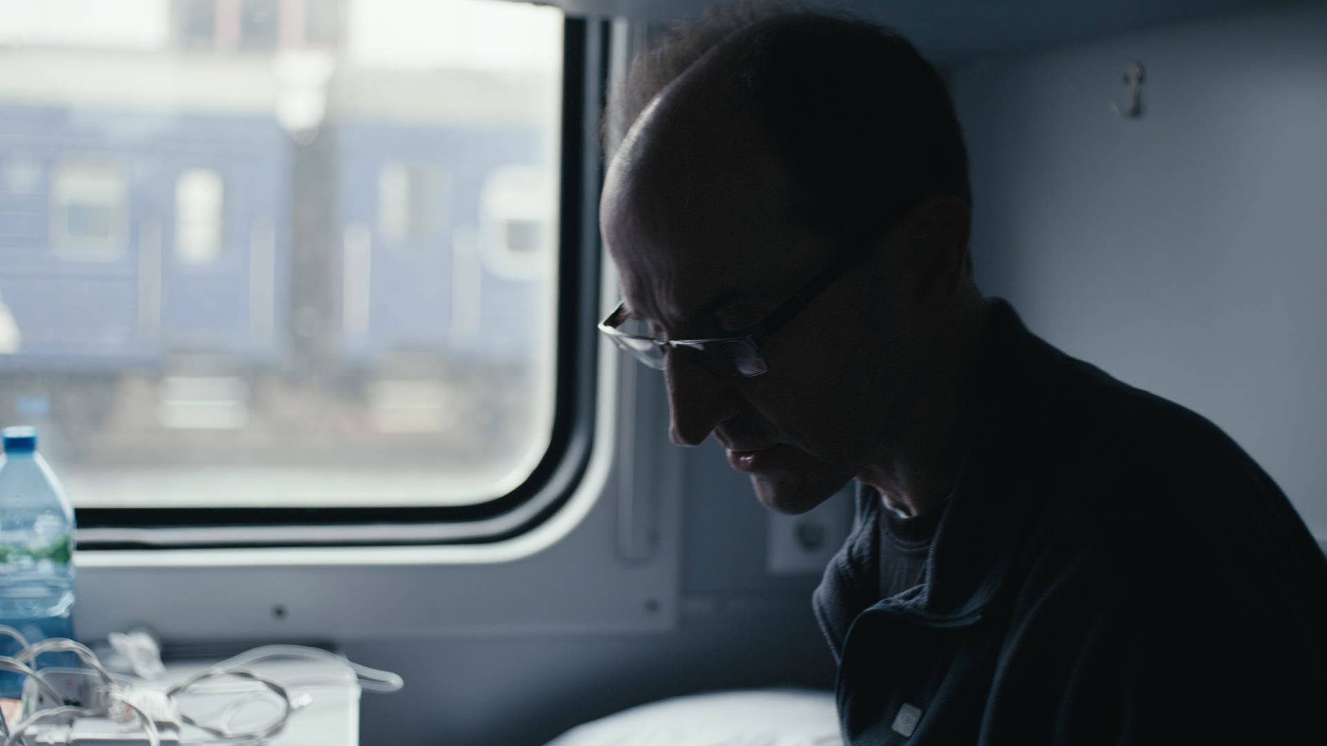 A002C012_22041327 keyframe