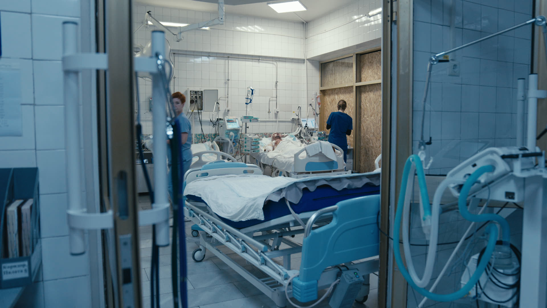 Keyframe: A003C009_220414FT