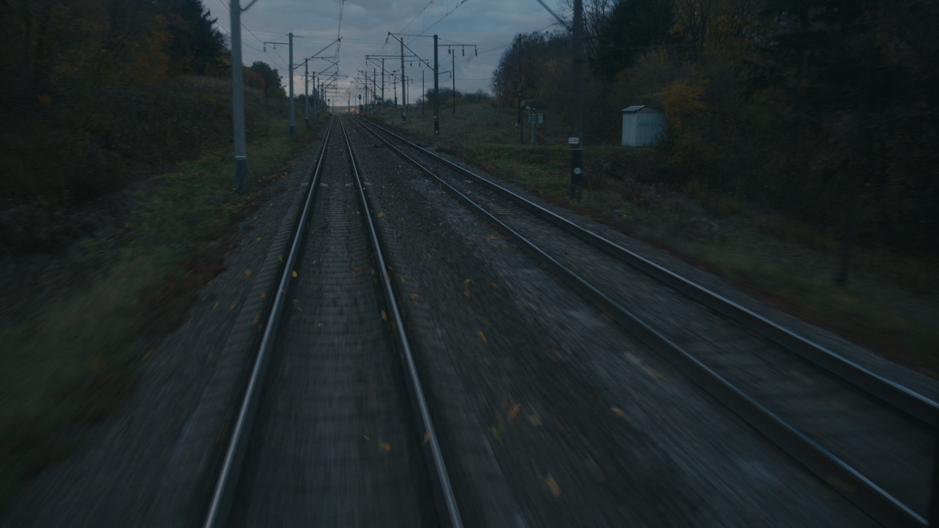 A003C012_2204130E keyframe