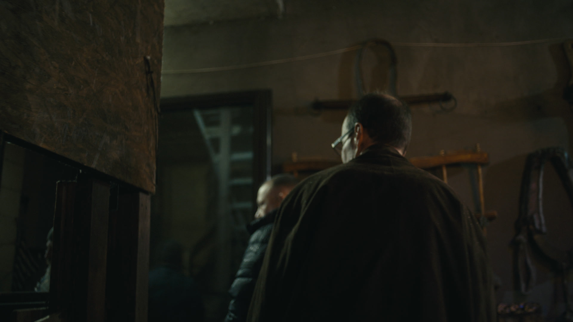 Keyframe: A006C022_220414P9