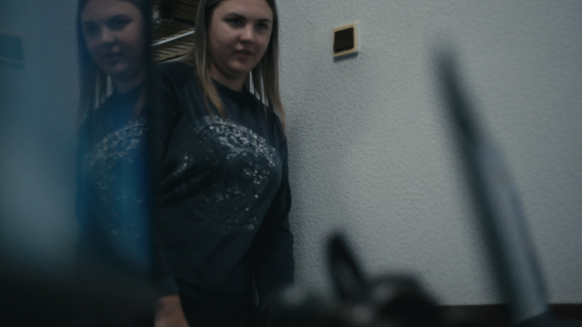 Keyframe: A009C002_2204159P