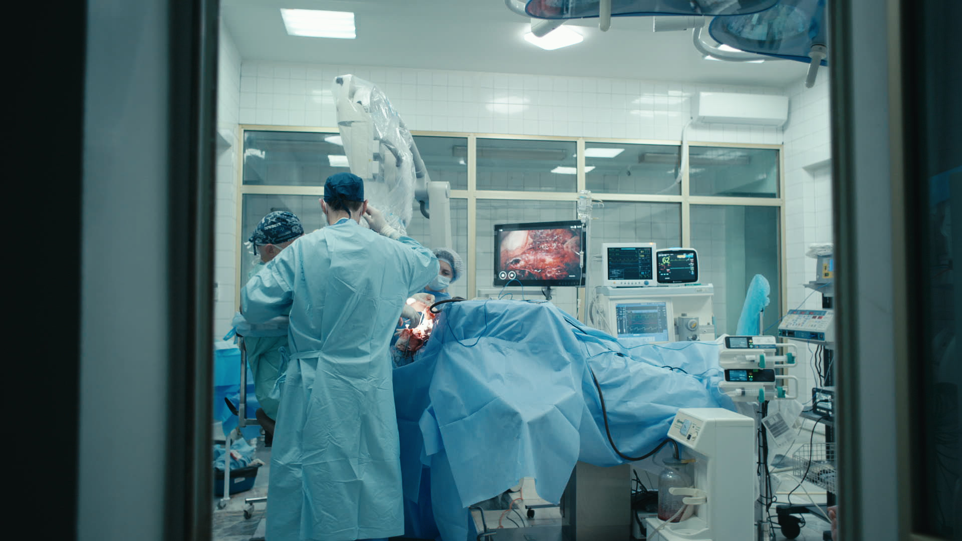 Keyframe: A011C002_220415KS