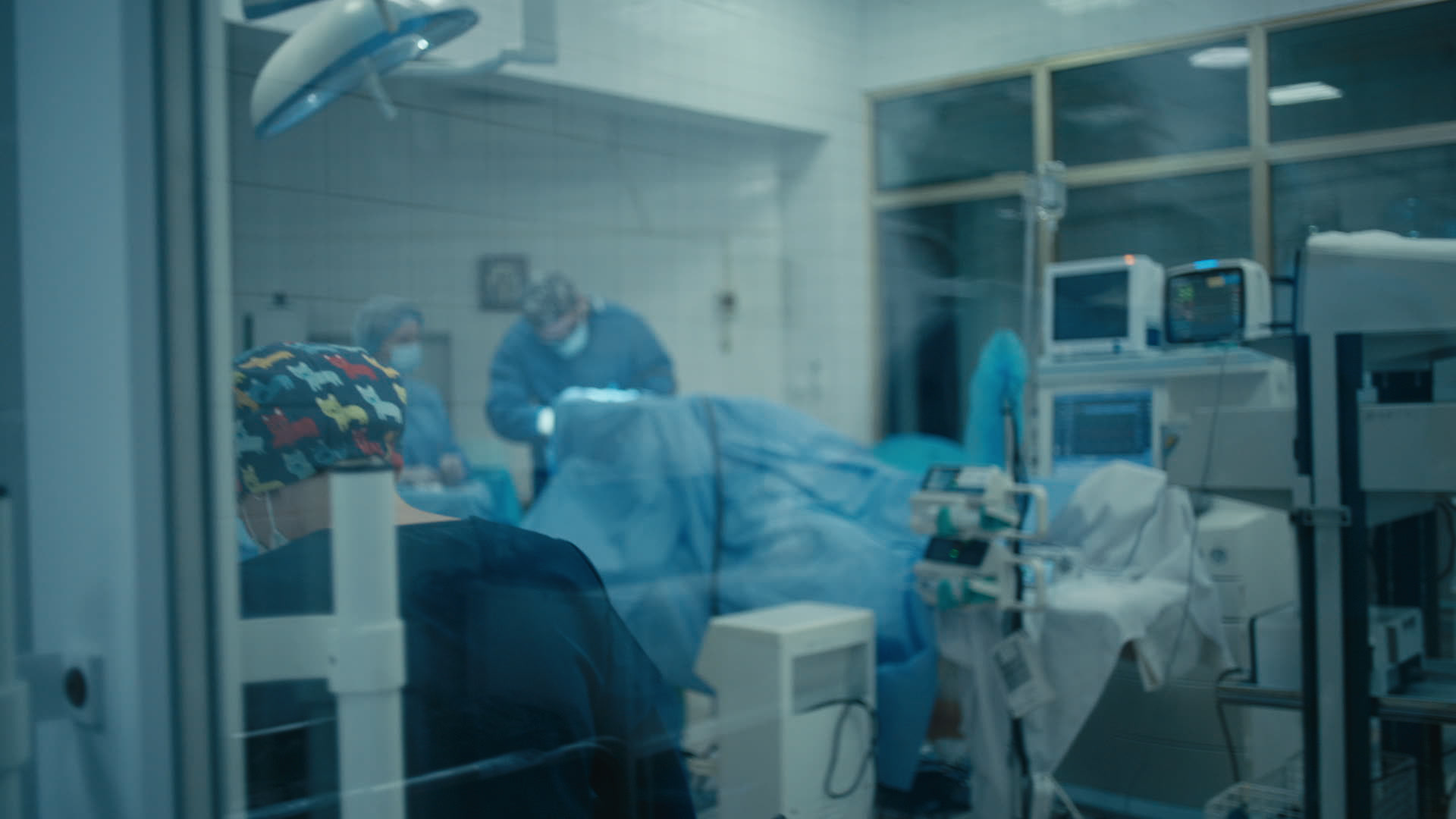 Keyframe: A011C012_220415NI