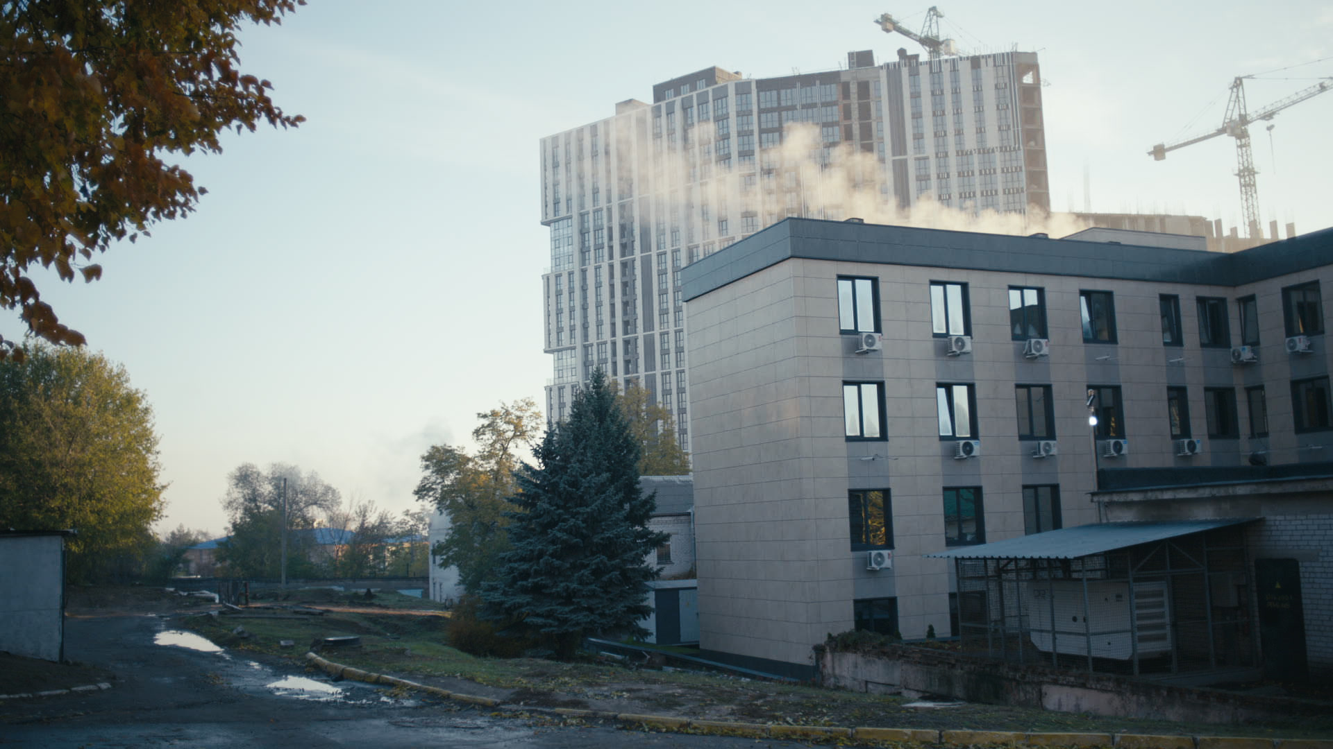 Keyframe: A013C016_220415QI