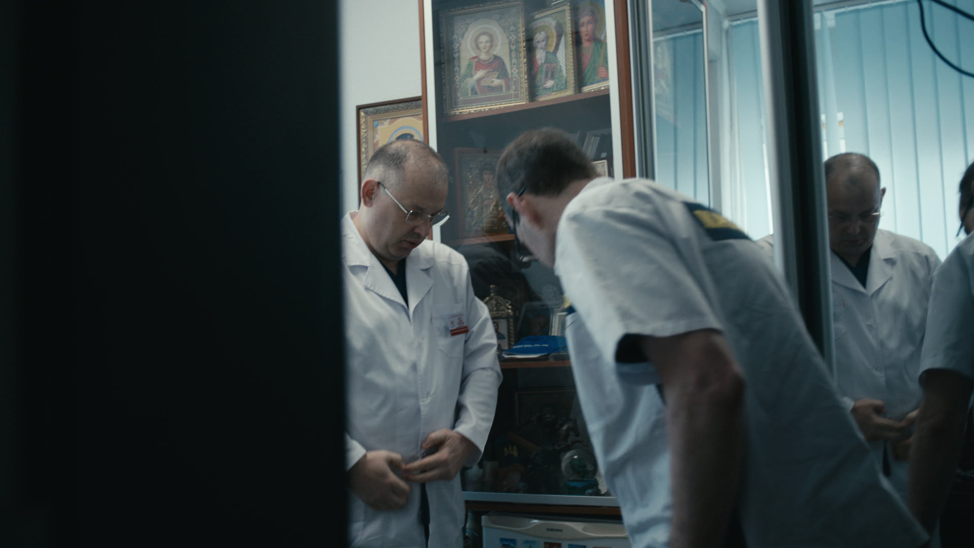 Keyframe: A013C032_220415ZN