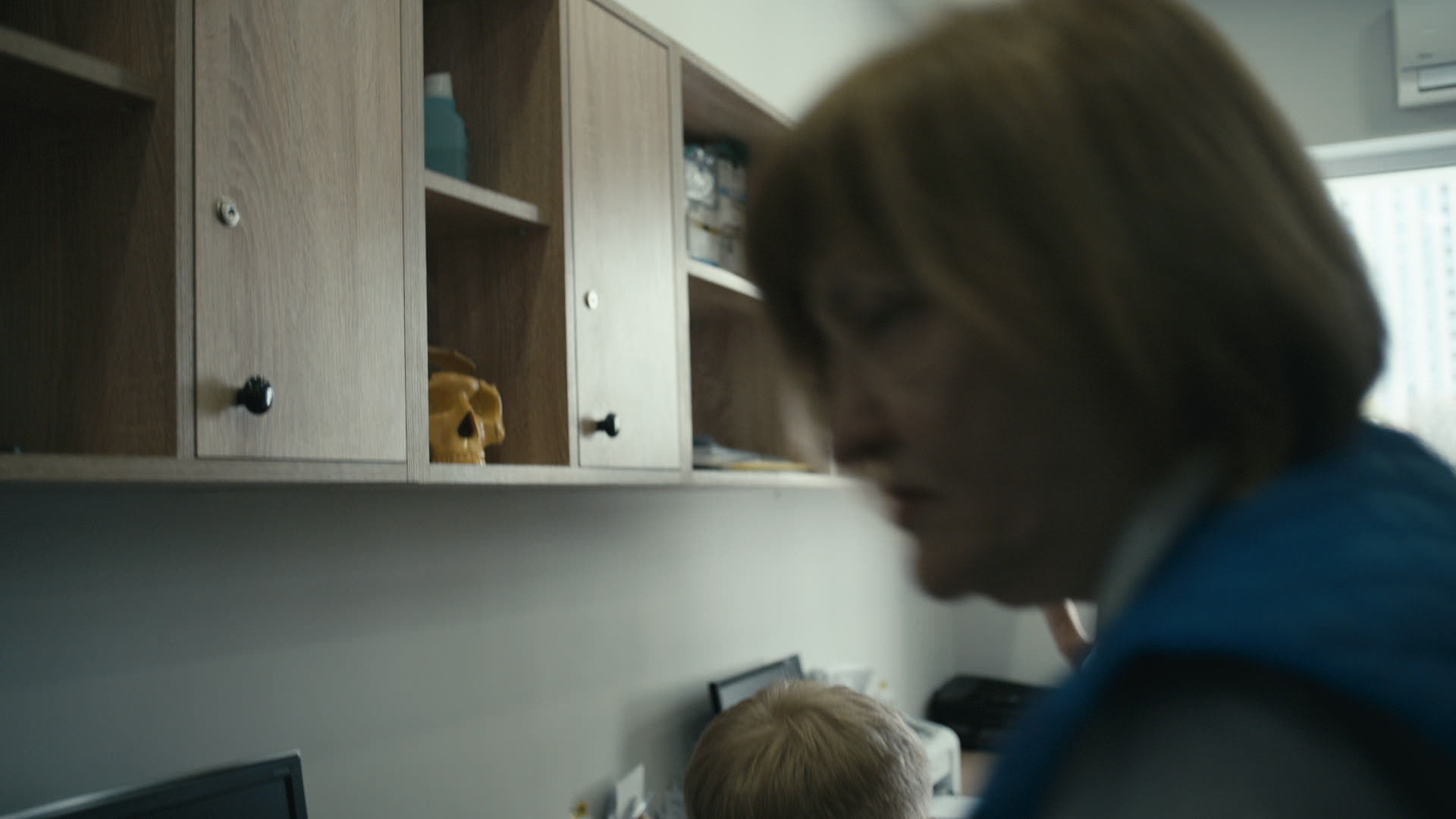 Keyframe: A013C036_220415AX