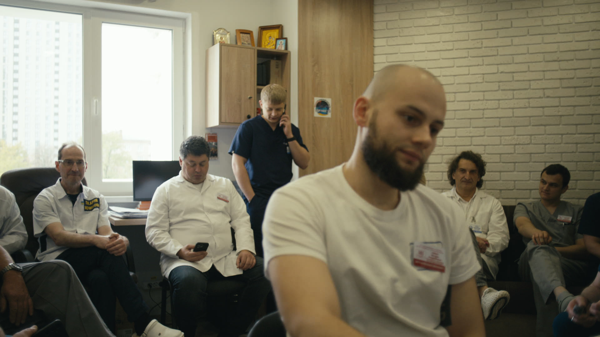 Keyframe: A013C038_220415UF