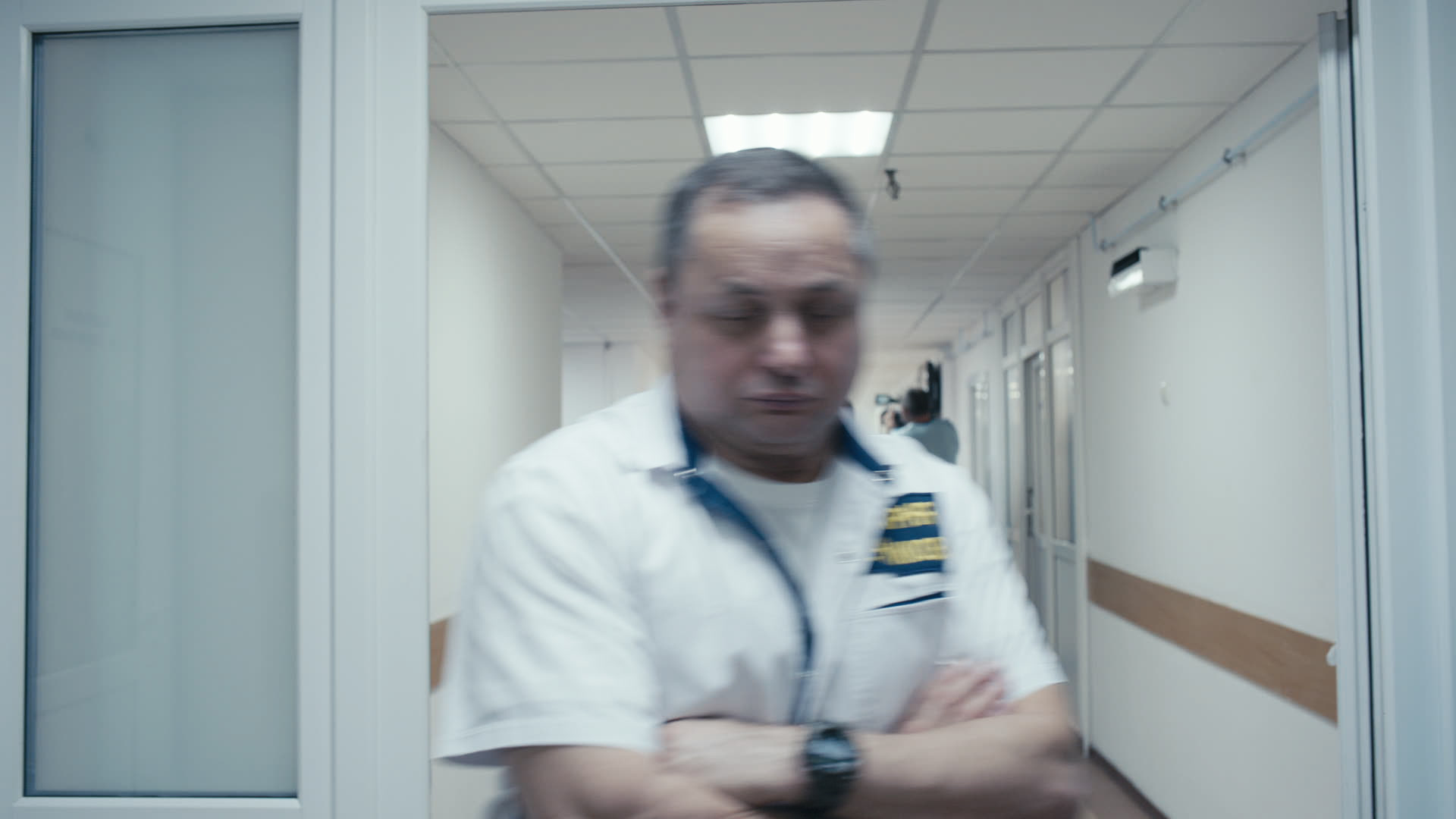 Keyframe: A019C007_2204178R