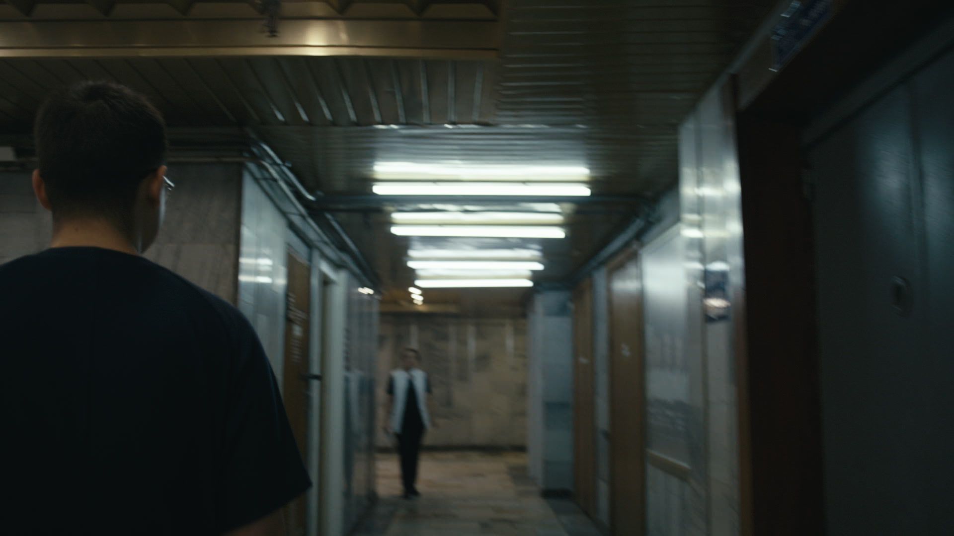 Keyframe: A019C011_220417TC