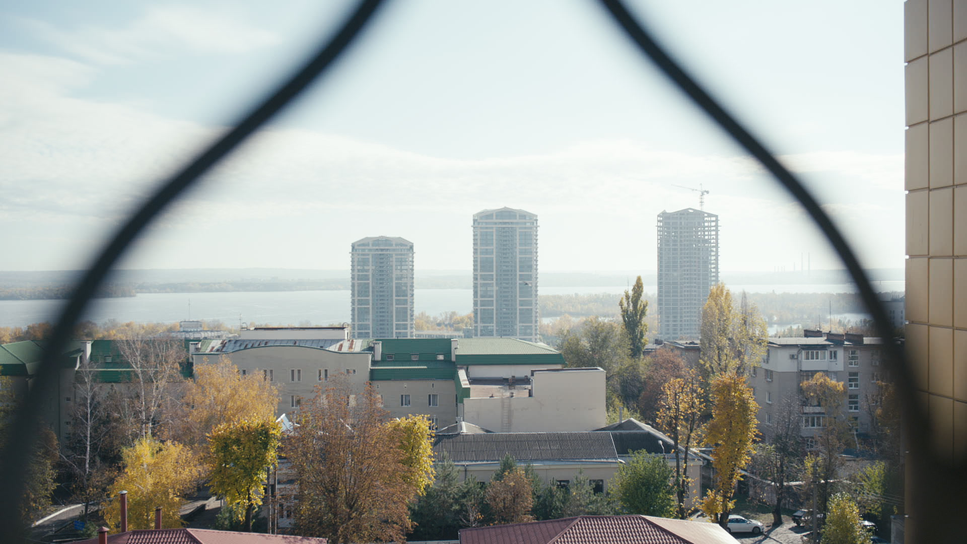 Keyframe: A020C001_220417M5