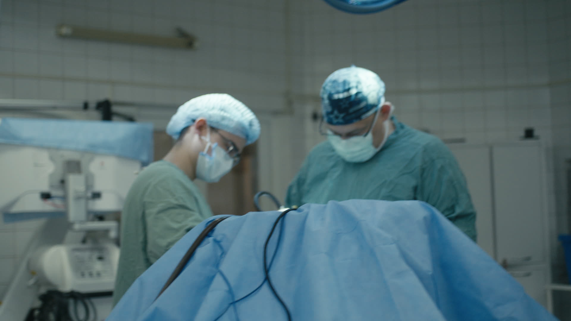 Keyframe: A020C023_220417XP