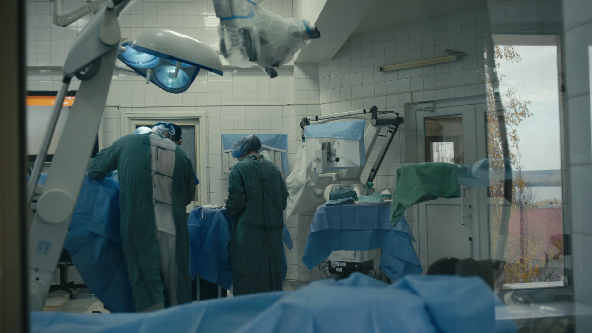 Keyframe: A021C005_220417TZ