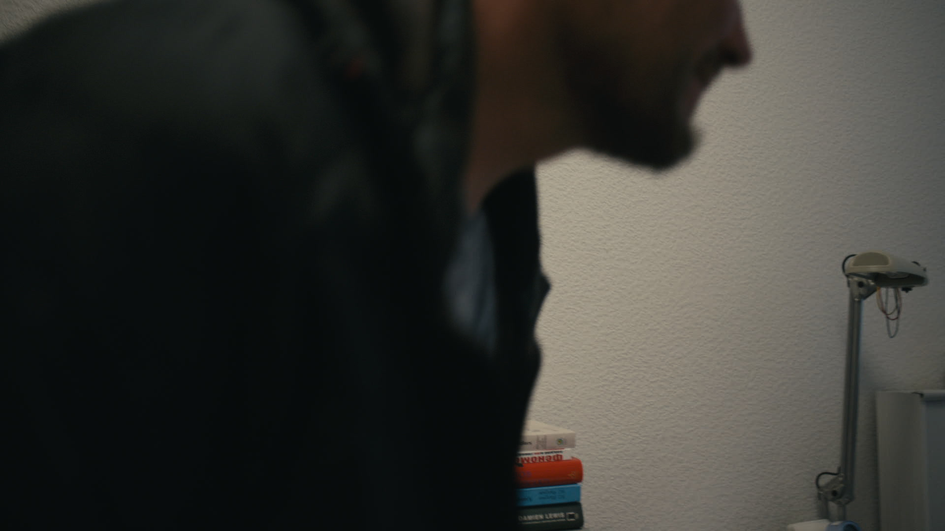 A022C013_2204176H keyframe