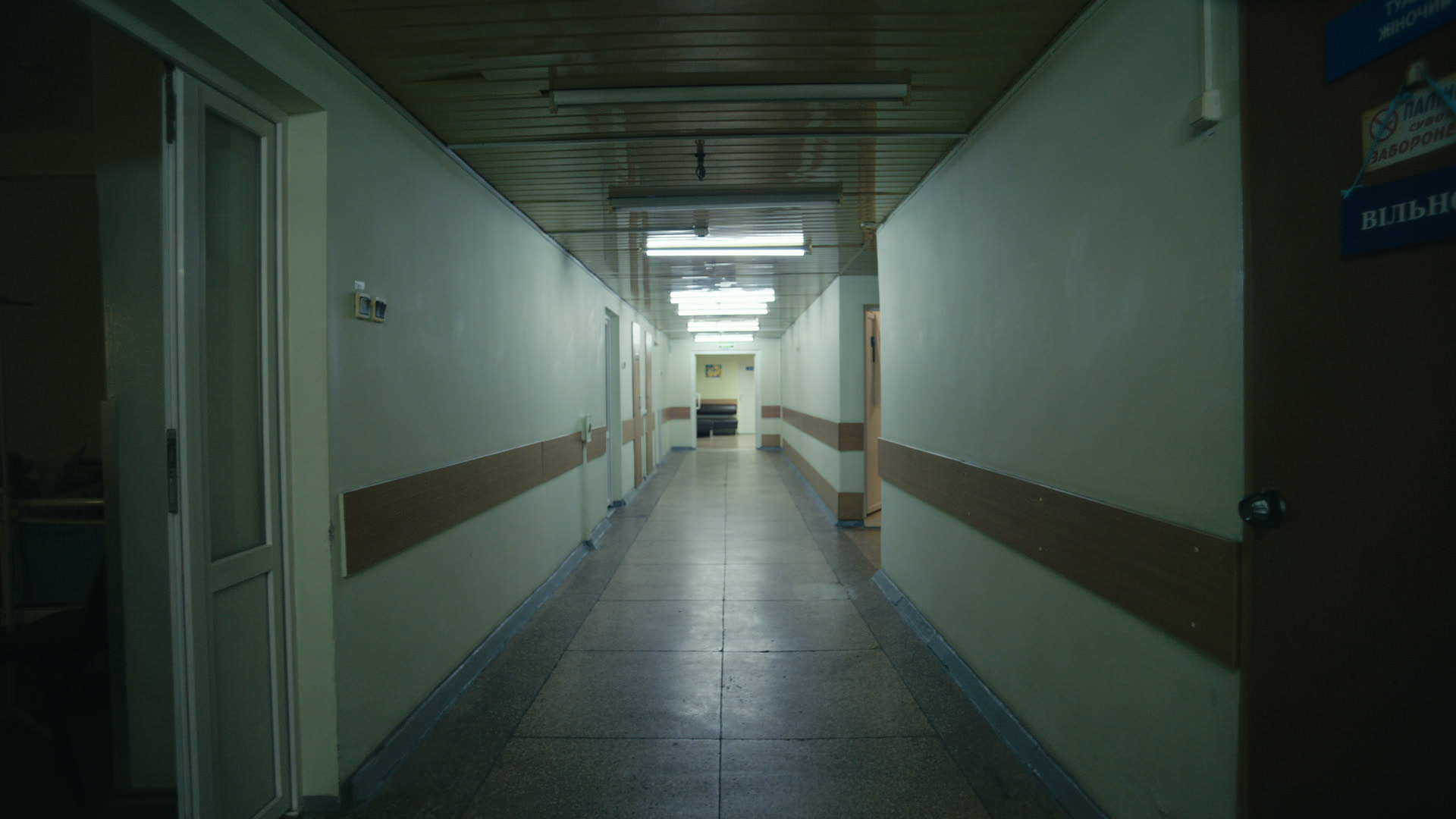 Keyframe: A022C023_2204171W