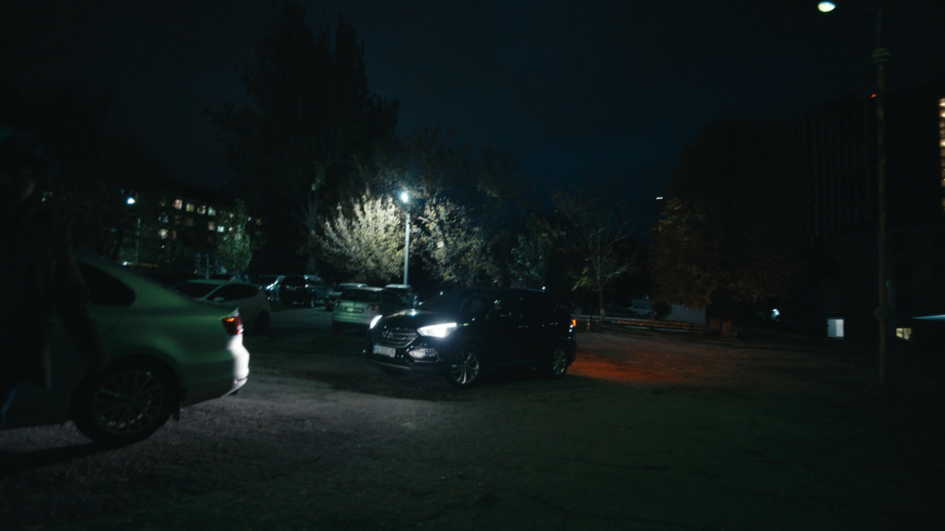 Keyframe: A023C003_220417YD