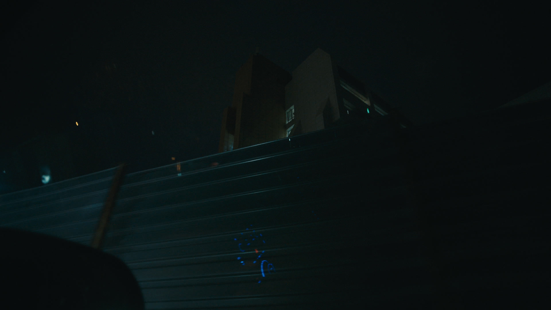 A023C008_220417EC keyframe