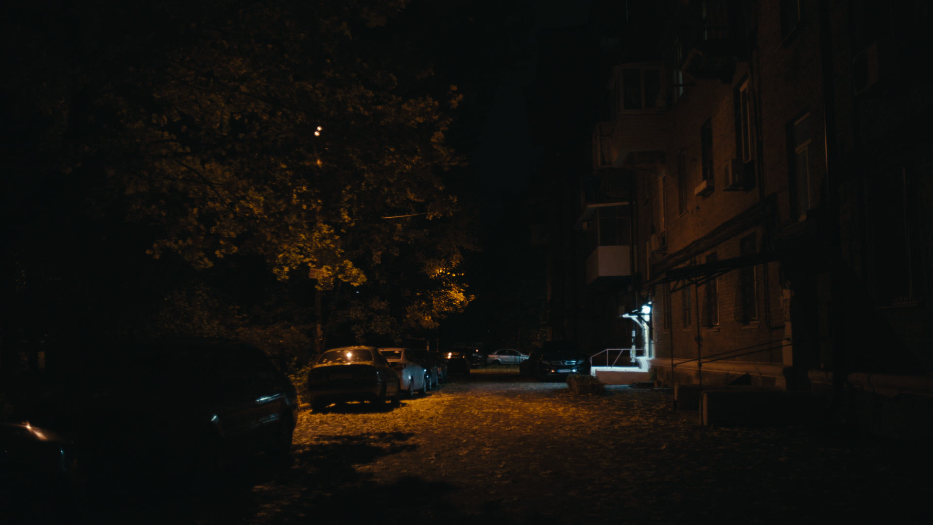 Keyframe: A024C009_2204177X