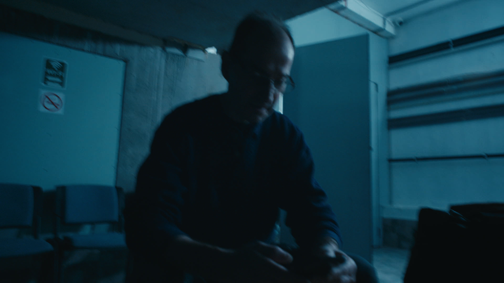 Keyframe: A025C002_2204177G