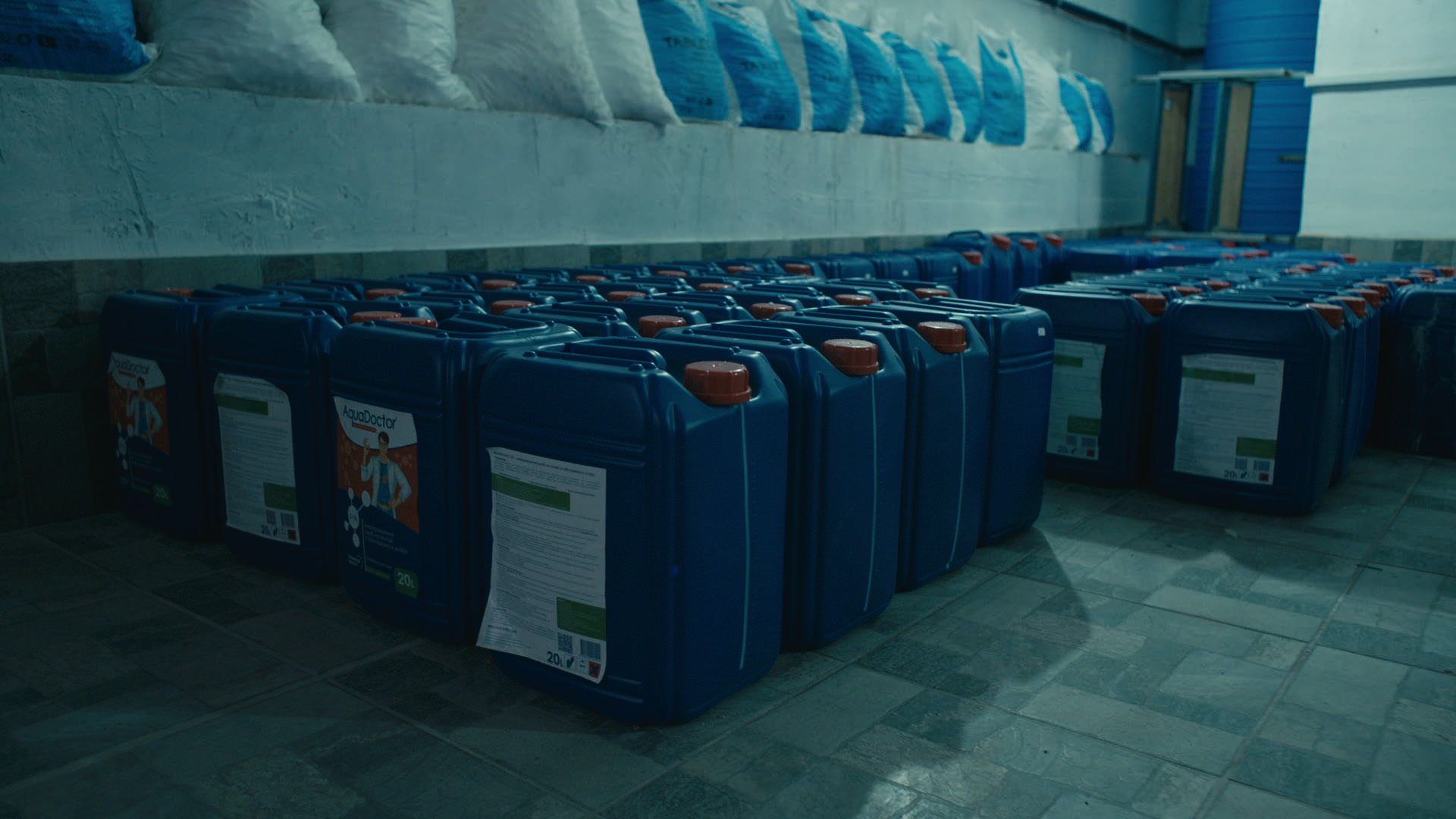 Keyframe: A025C008_220417S9