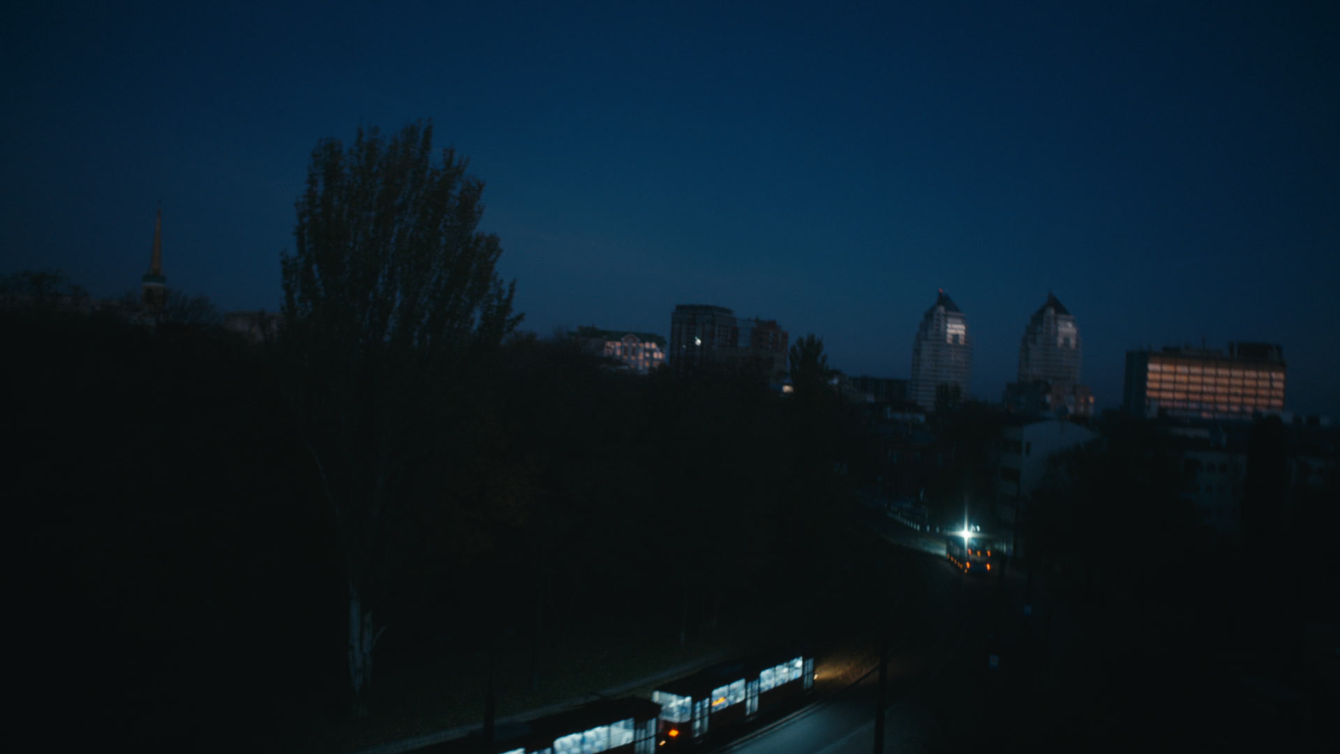 Keyframe: A026C004_22041749