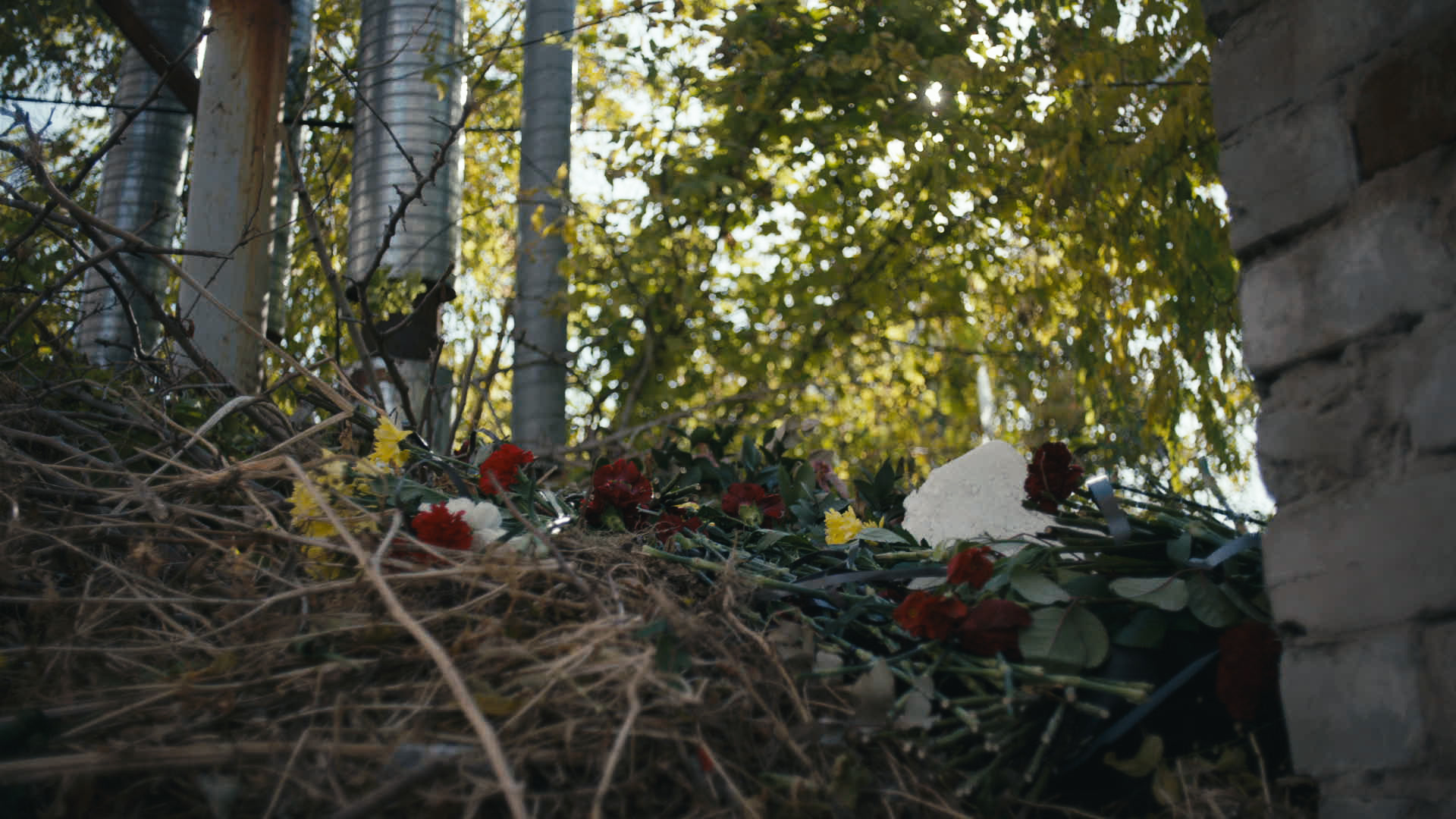 Keyframe: A026C030_220418W6