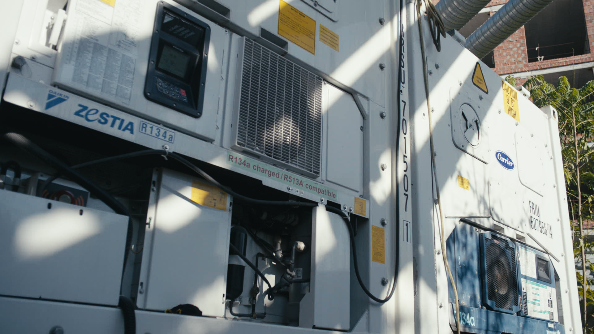 Keyframe: A026C031_2204181Q