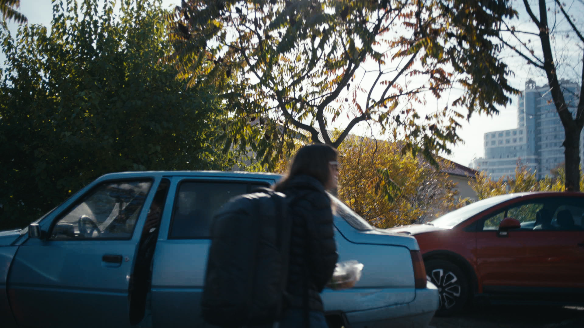 Keyframe: A026C052_220418LX