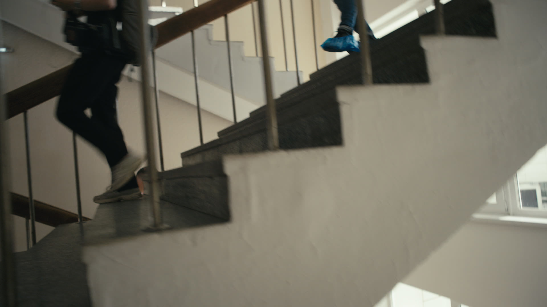 Keyframe: A026C059_2204180B