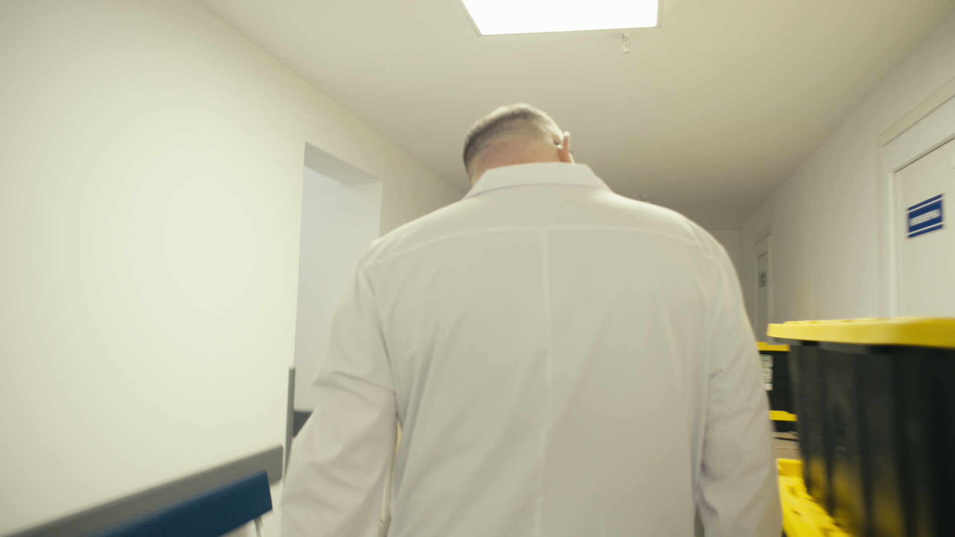 Keyframe: A026C060_22041823