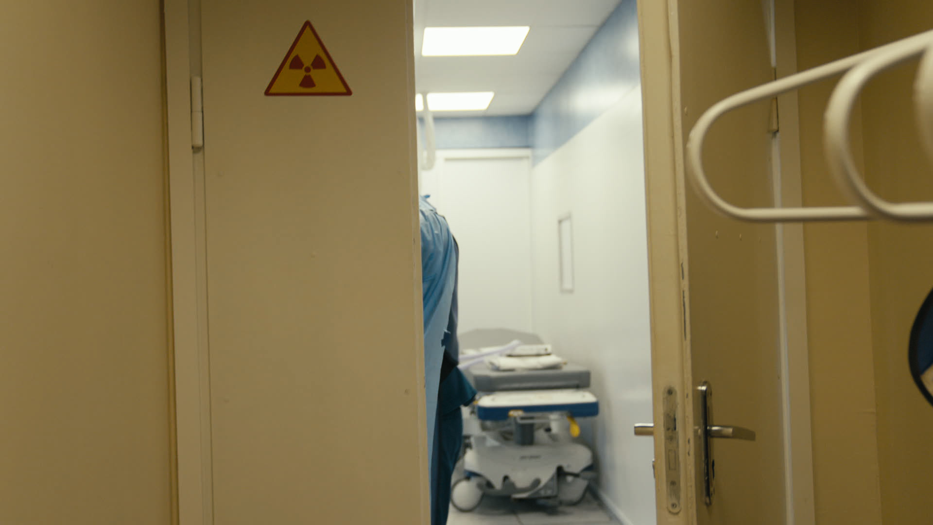 Keyframe: A026C067_220418NX