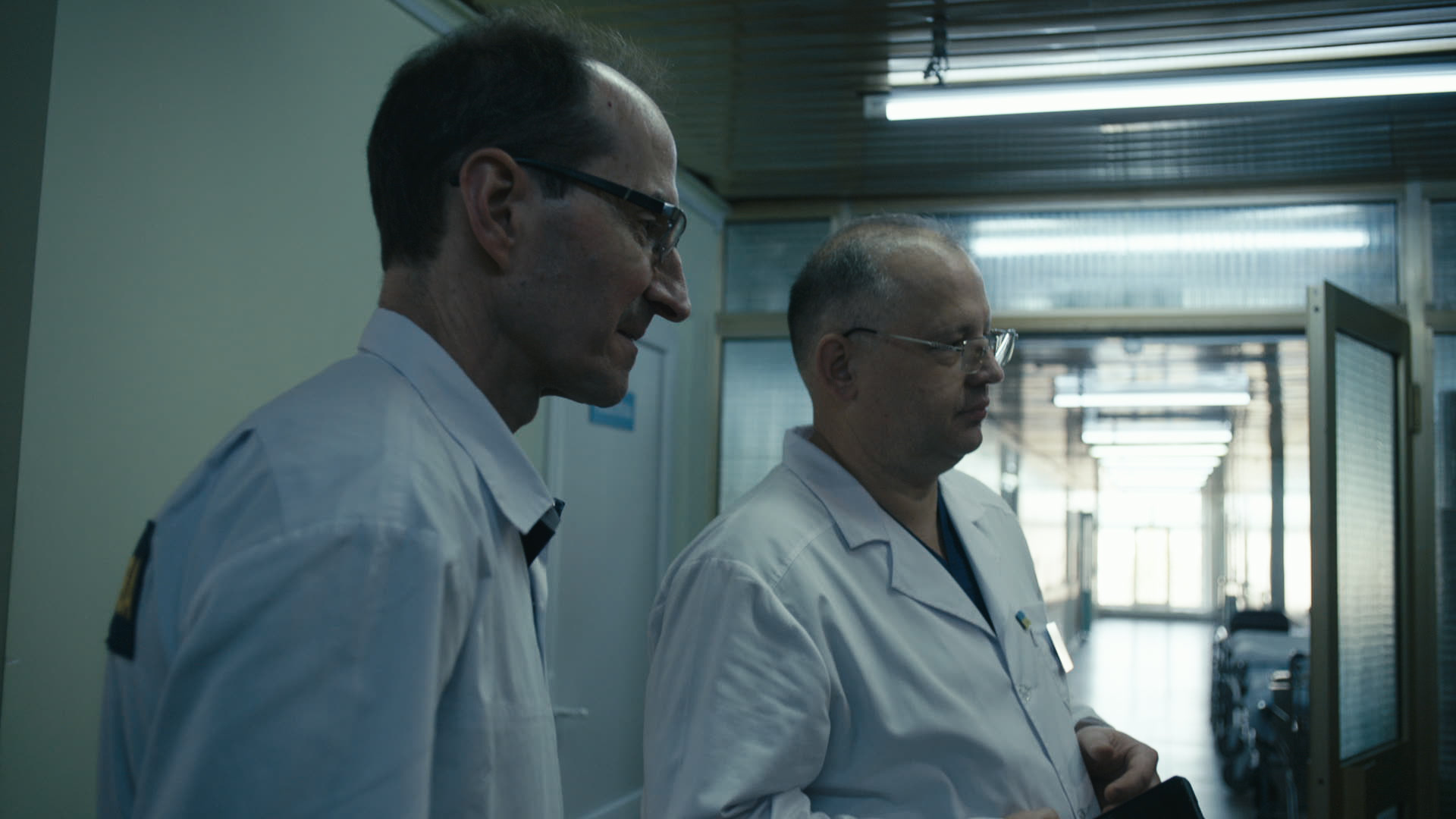 Keyframe: A027C003_220418MZ