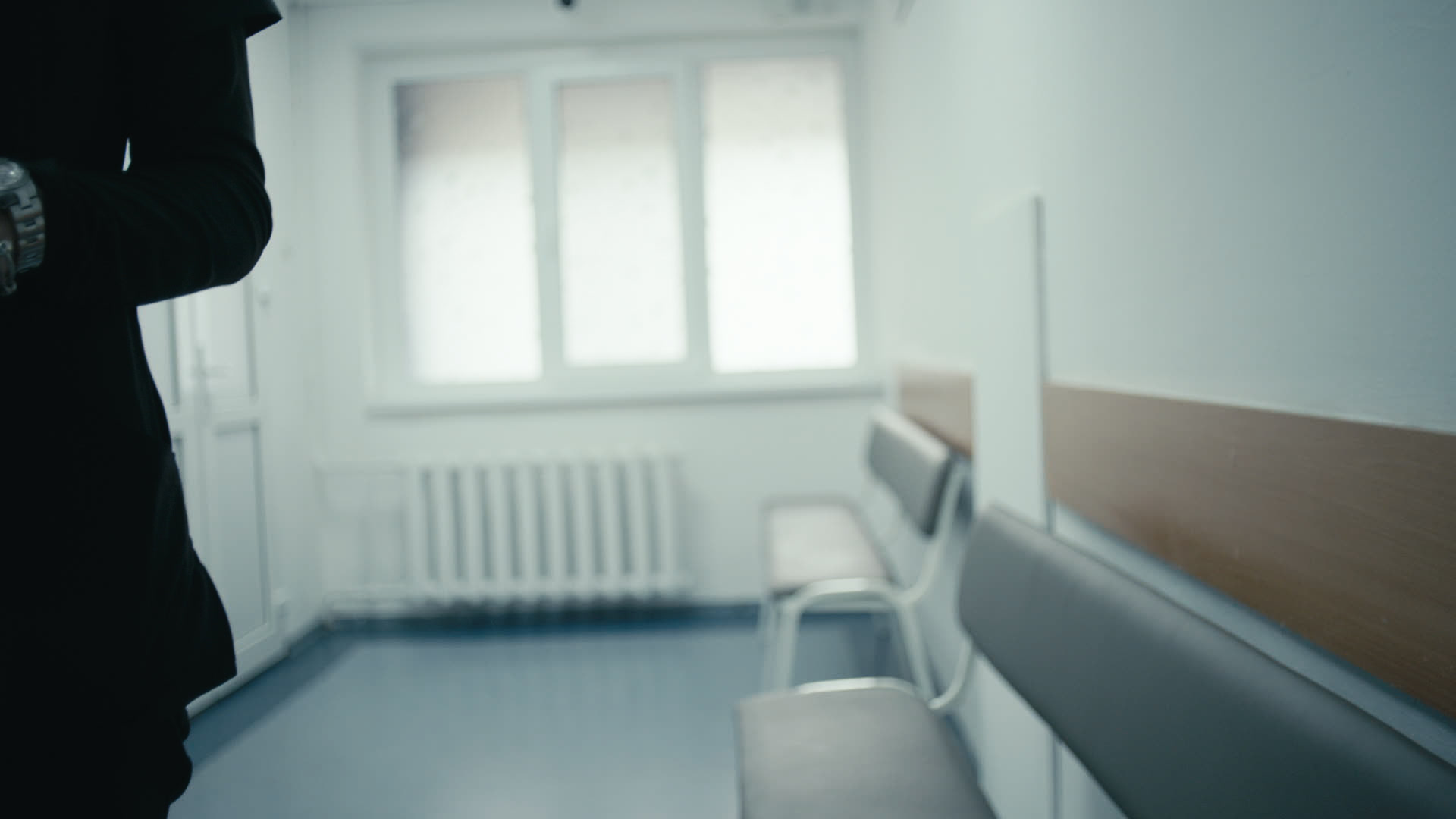 Keyframe: A030C013_220419KV