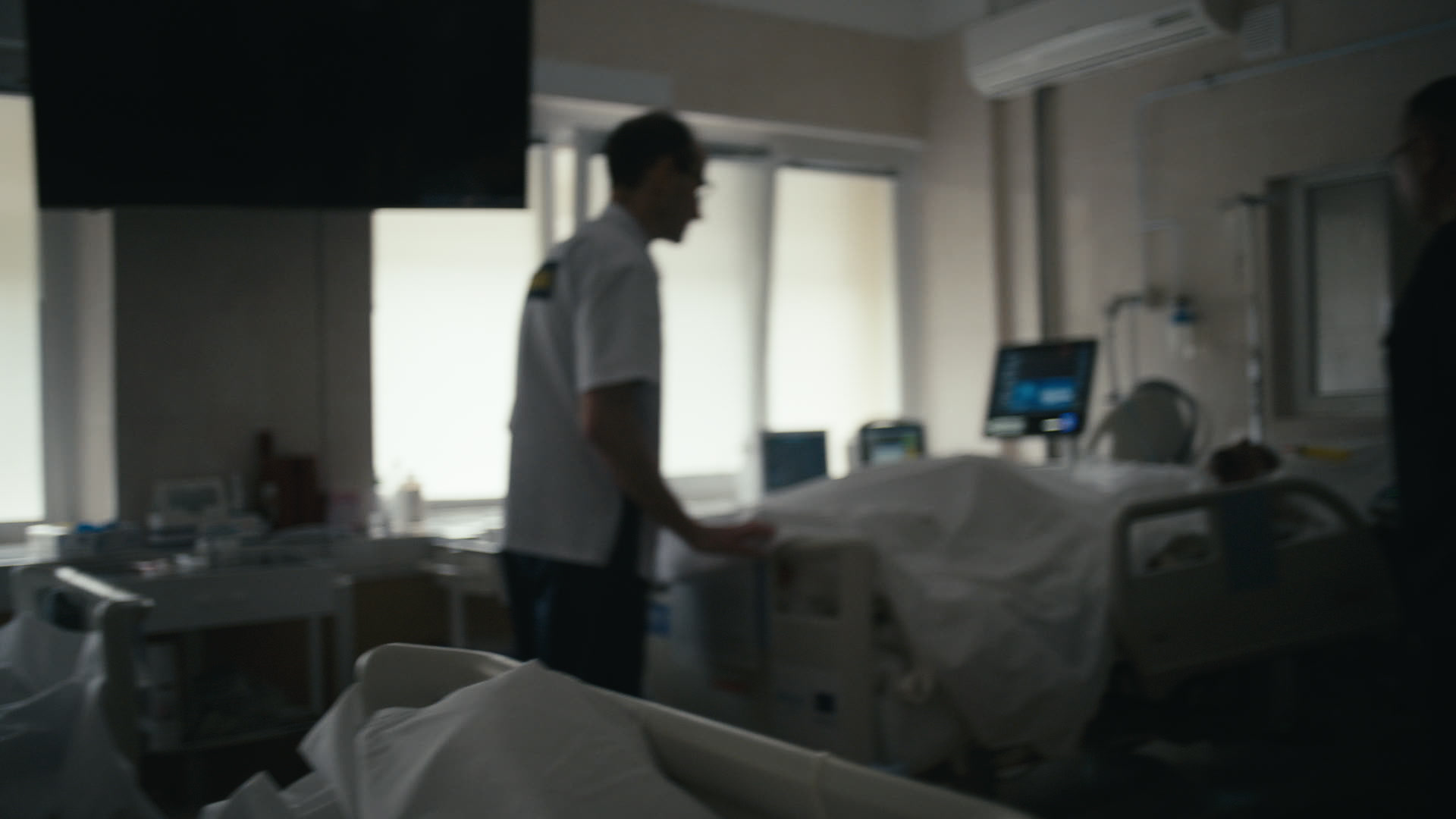 Keyframe: A030C017_2204197J