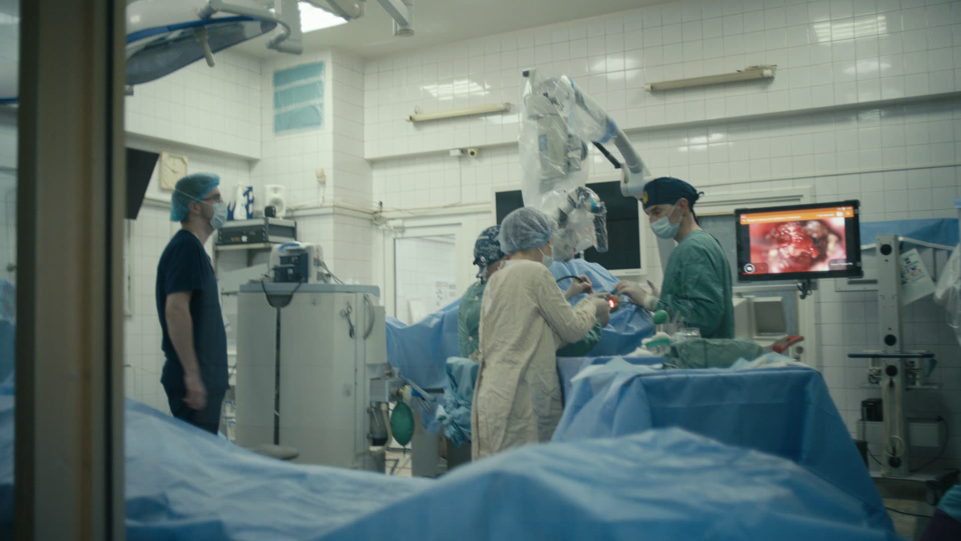 Keyframe: A031C004_220419TF