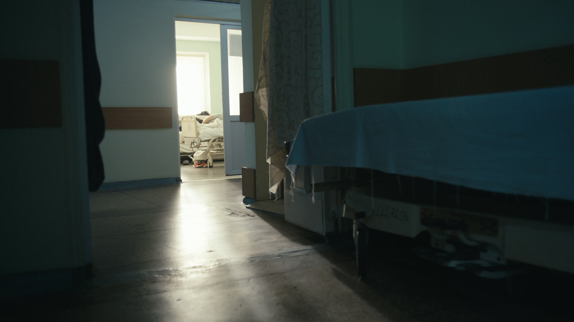 Keyframe: A031C009_2204194I