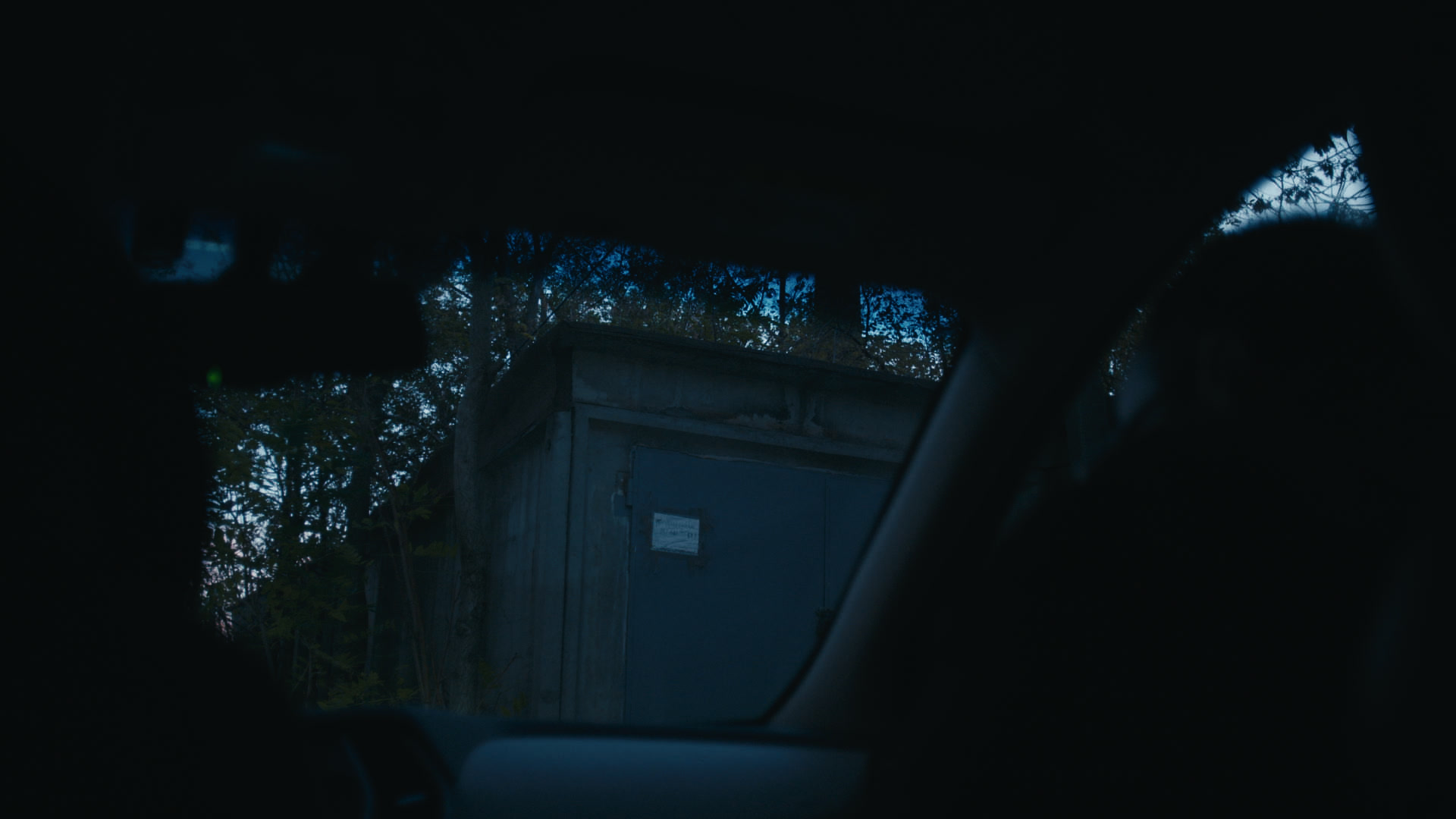 Keyframe: A032C031_220419RO