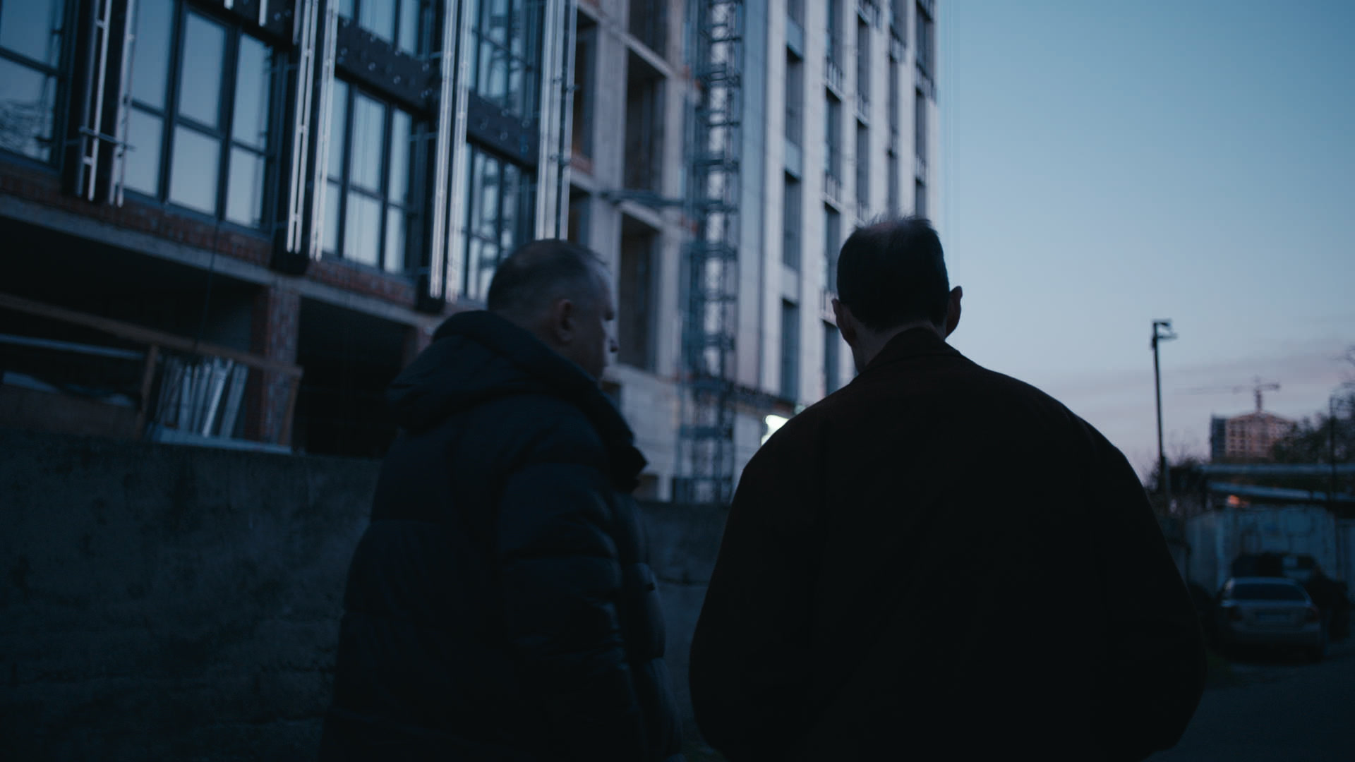 Keyframe: A032C034_220419X5