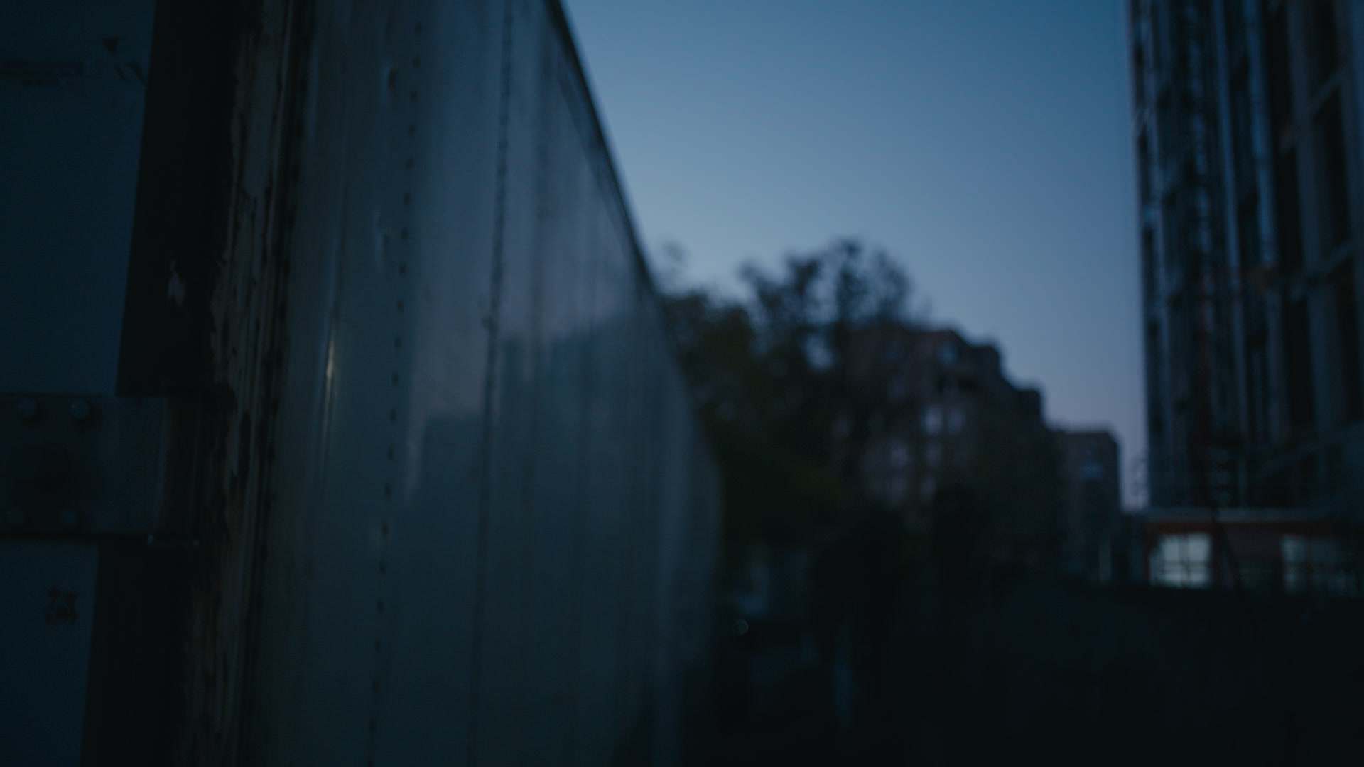 Keyframe: A032C039_220419XM