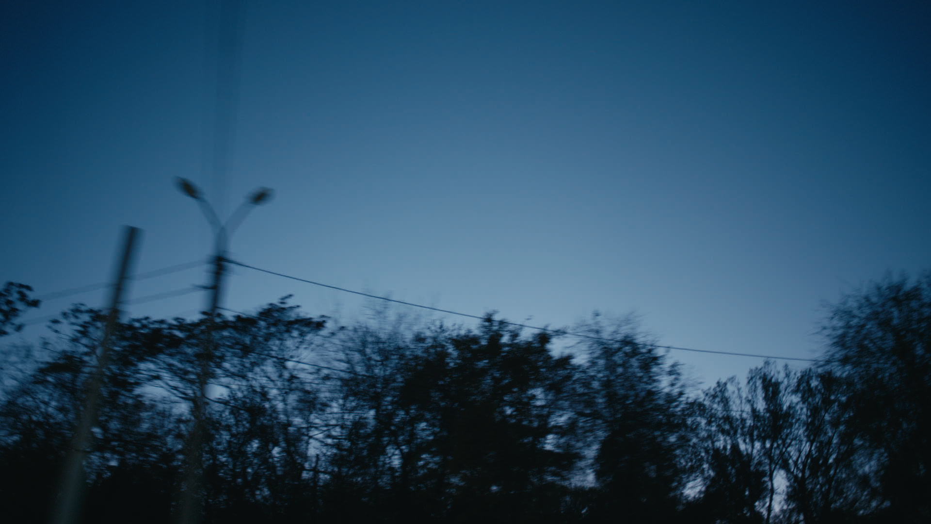 Keyframe: A032C045_220419D8