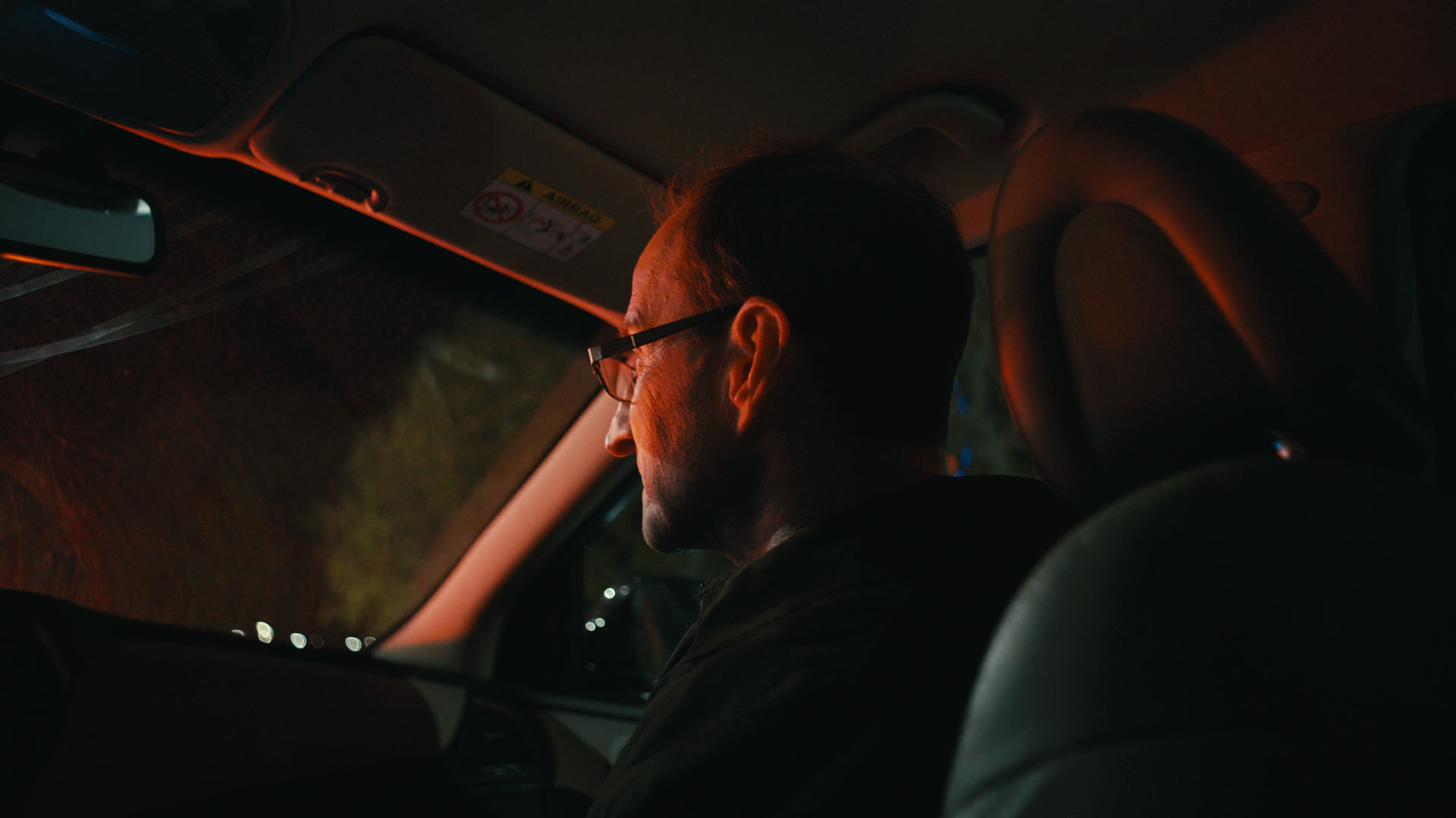 Keyframe: A032C072_220419BH