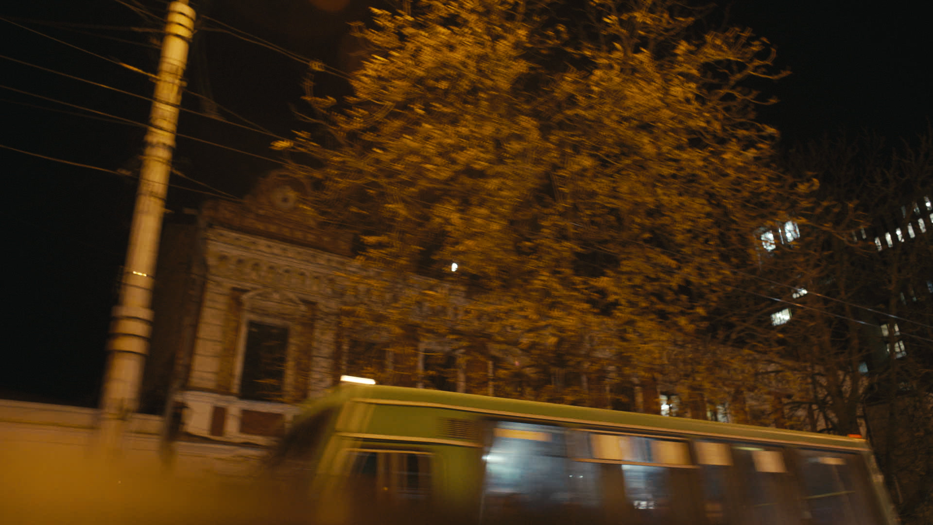 Keyframe: A032C074_2204192F