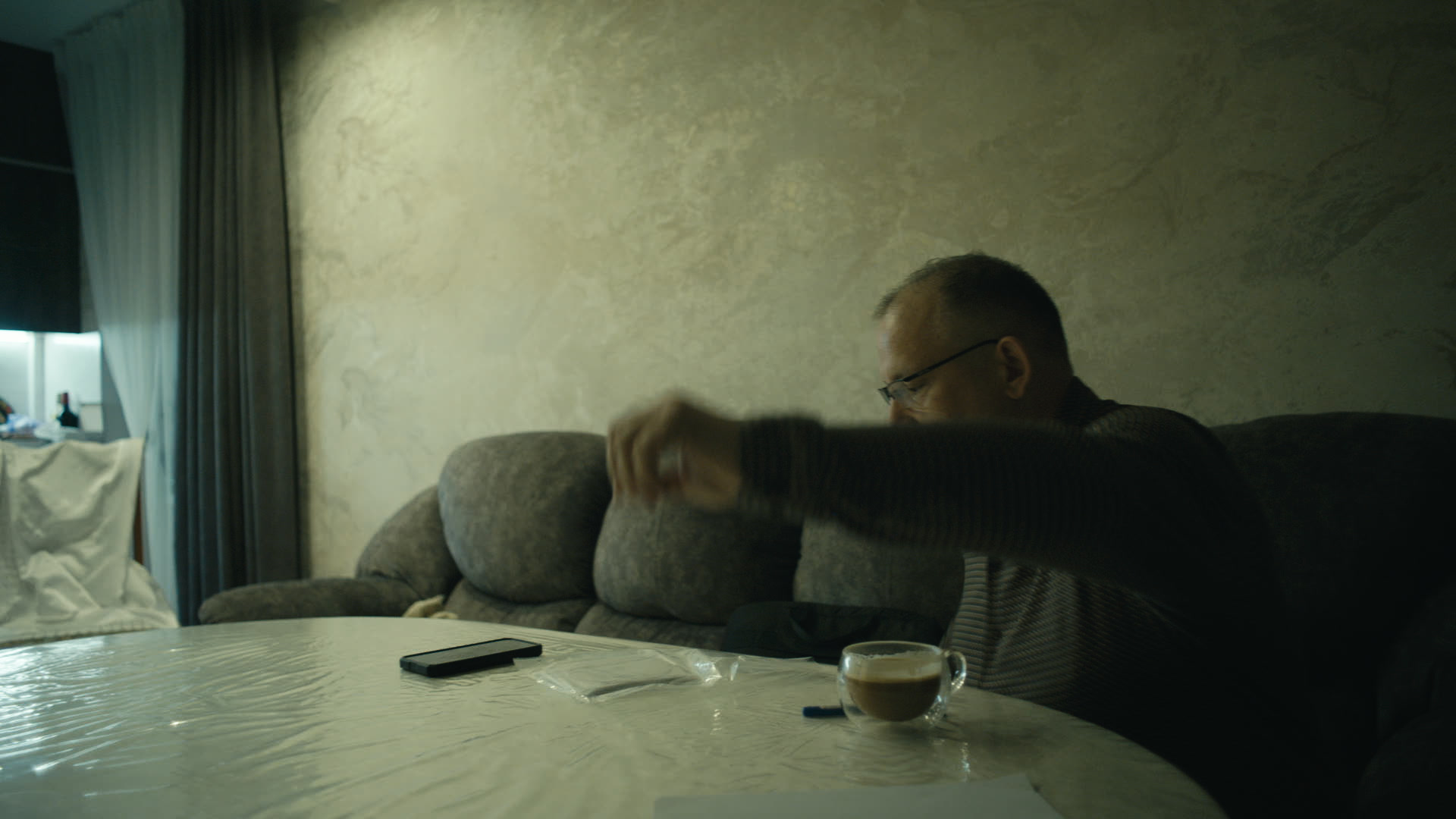 Keyframe: A034C001_22041937