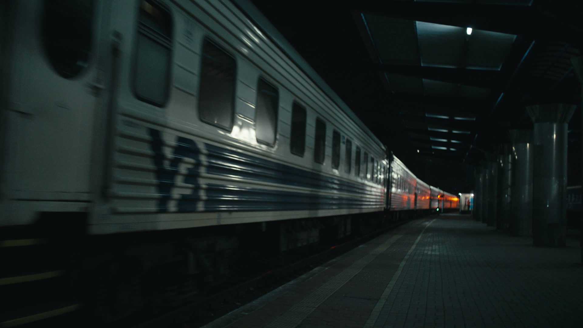 Keyframe: A035C001_220419O7