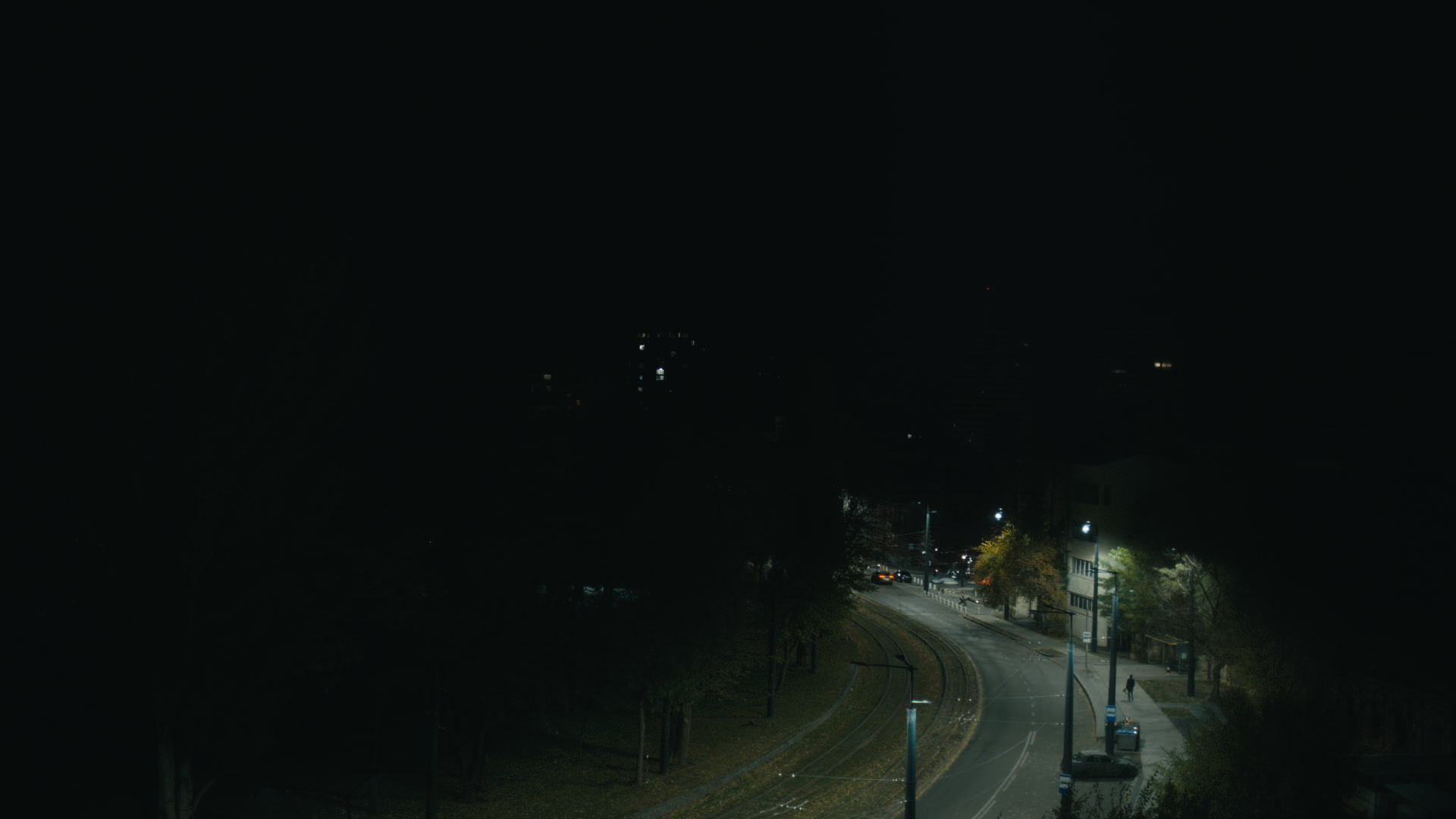 Keyframe: A035C009_220419K0