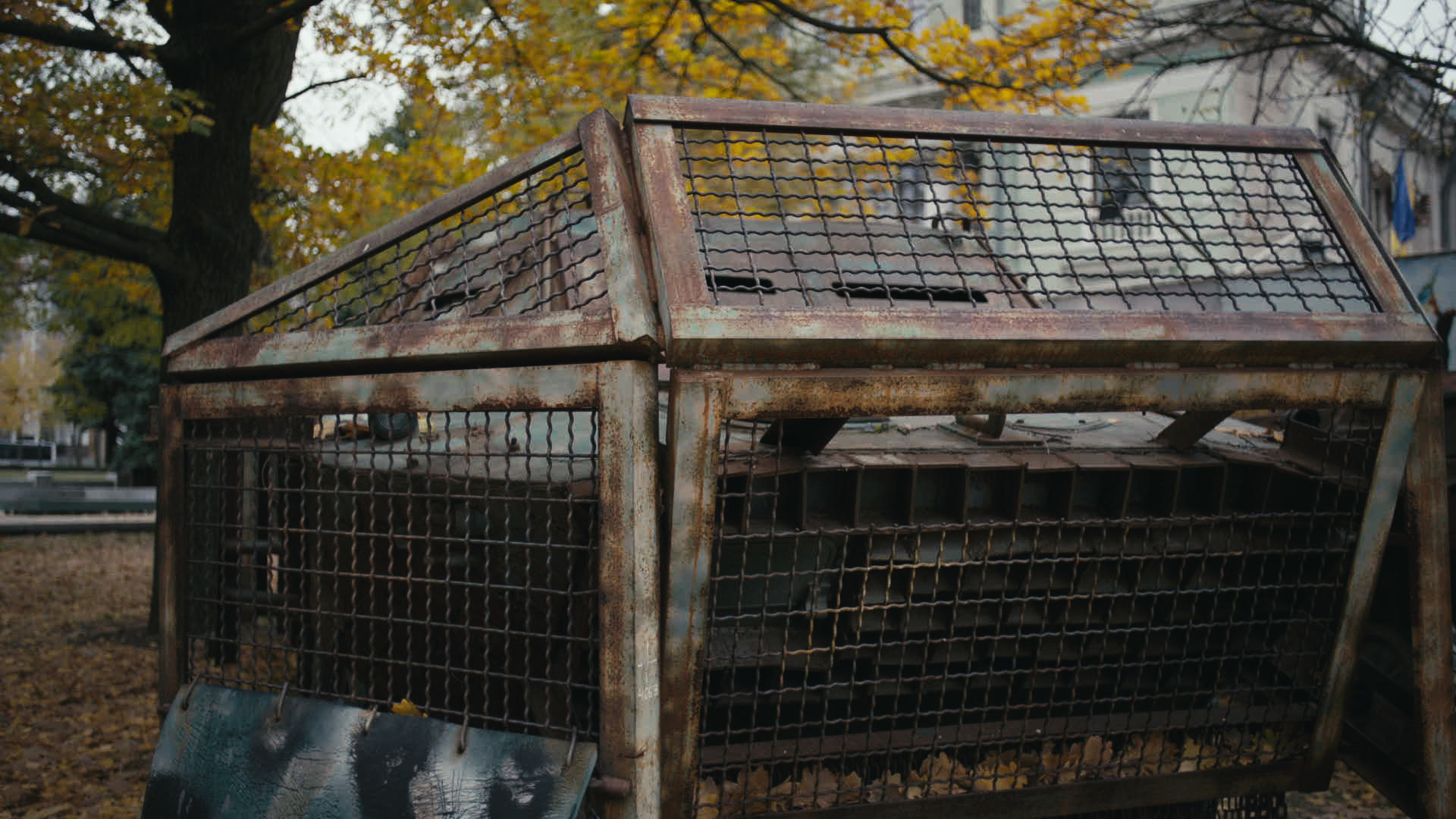 Keyframe: A036C025_220420FH