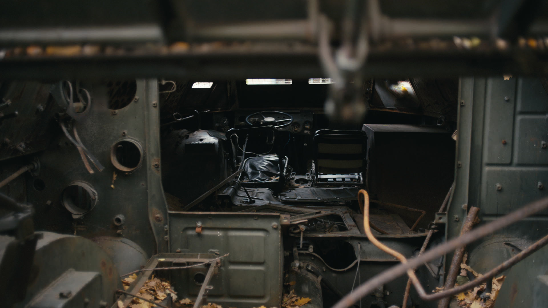 Keyframe: A036C027_2204200A