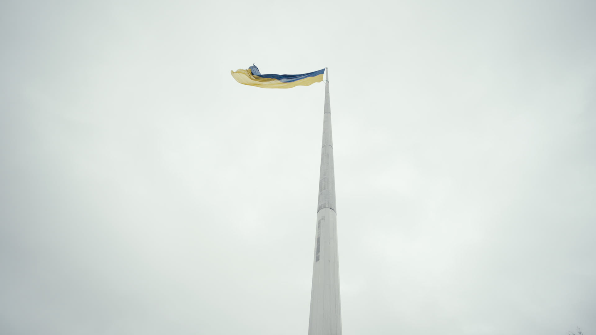 Keyframe: A036C075_220420LX