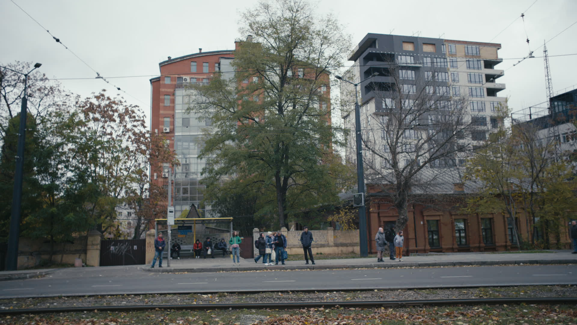 Keyframe: A036C100_2204201Q