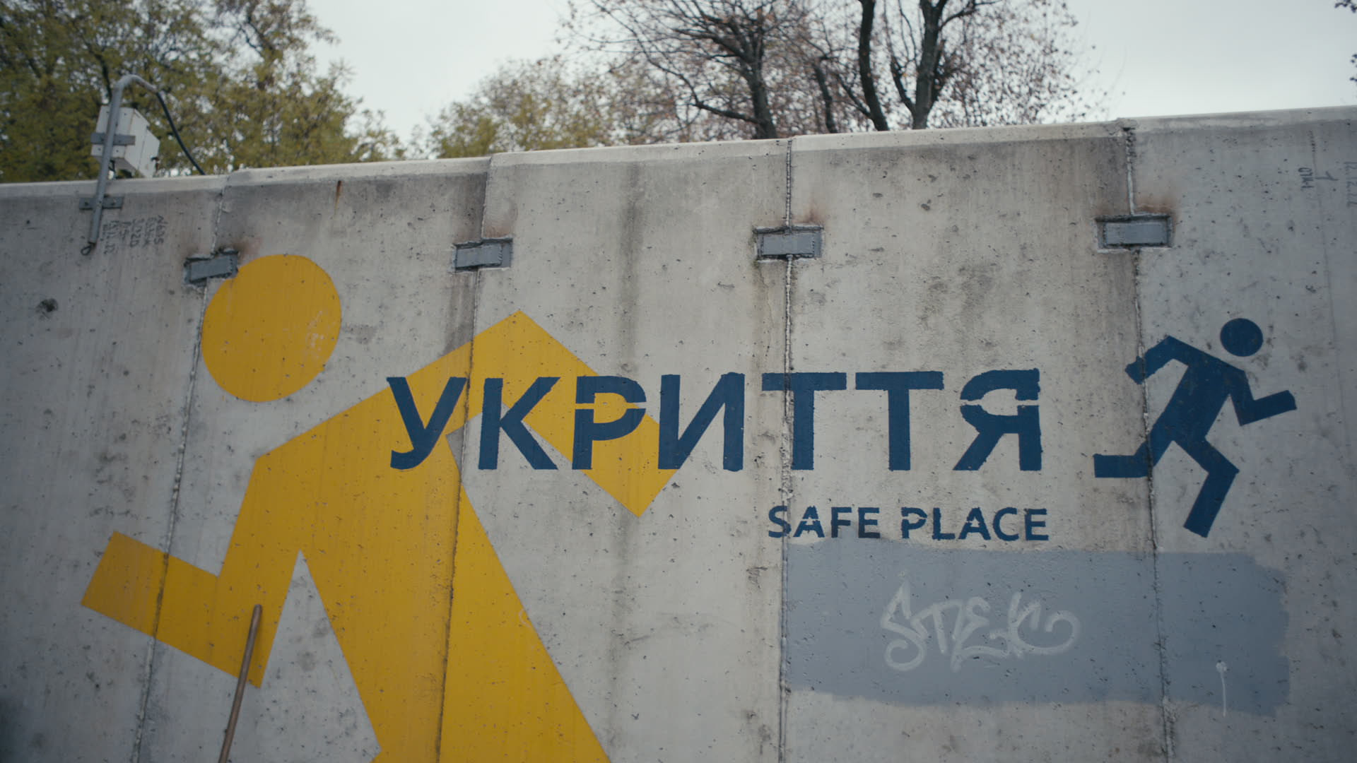 Keyframe: A036C106_220420ES